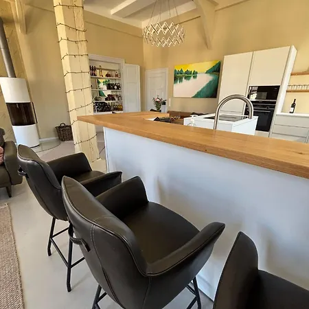 Bel Etage *
